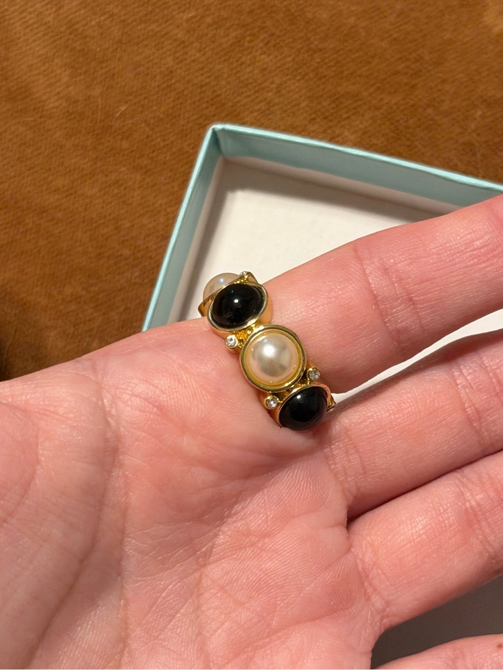 Statement Ring - Picture 3 of 3